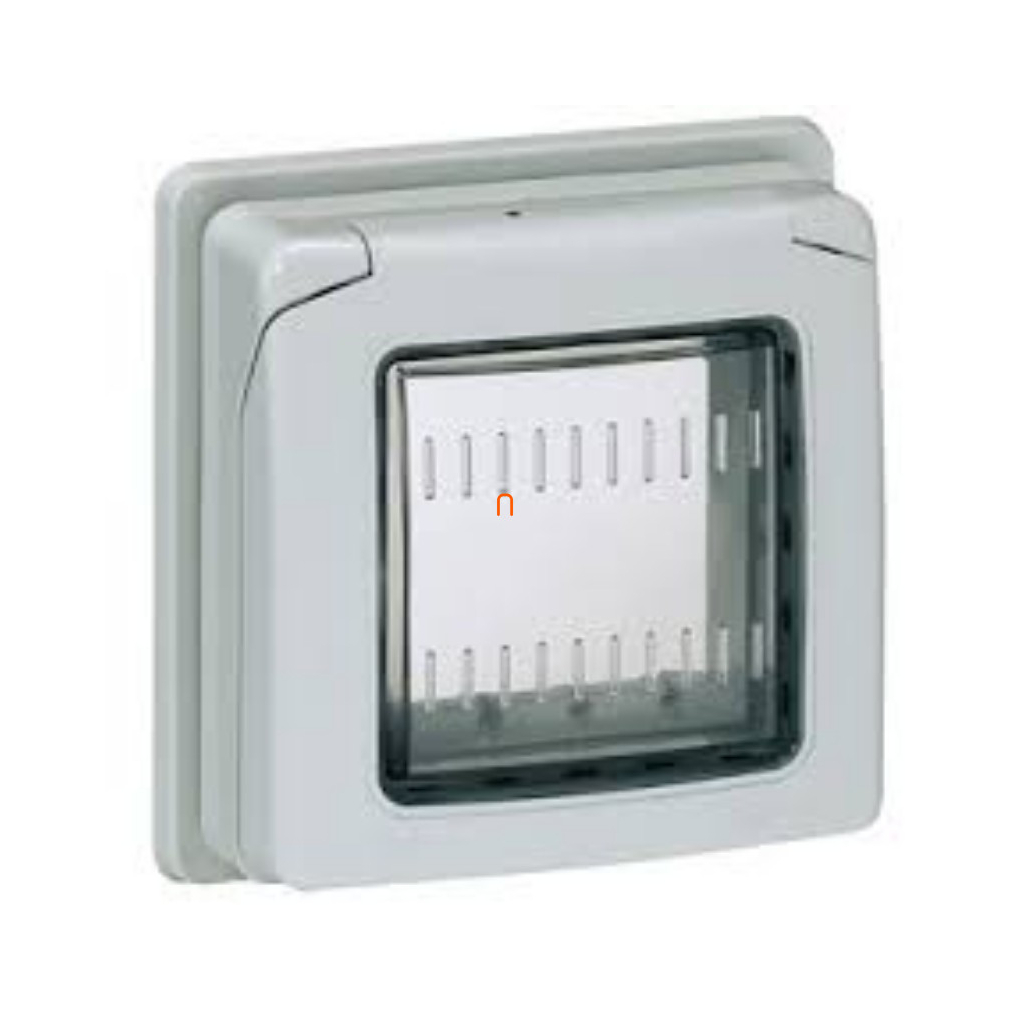 Legrand 053948 P17 Tempra háztartási aljzat keret IP55