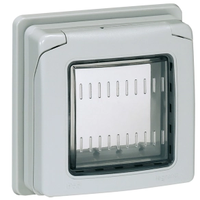 Legrand P17 Tempra háztartási aljzat keret IP55 - 53948