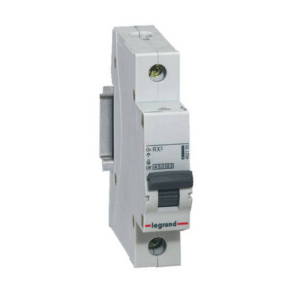   Legrand Lexic biztosító aljzat 10x38 2P 20A 1000V= - 414682