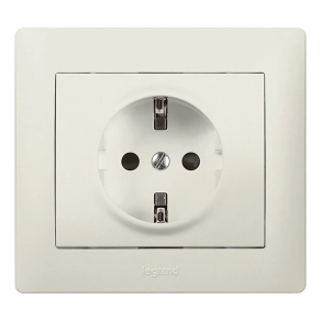Legrand Galea Life 2P+F aljzat, rugós, gyöngyház - 771562