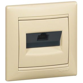   Legrand Valena 1xRJ45 LCS2 Cat6 UTP aljzat körömmel, elefántcsont - 774146