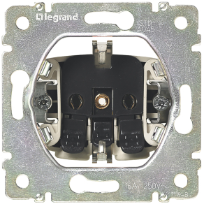   Legrand Valena 2P+F csatlakozóaljzat biztonsági zsaluval, rugós bekötéssel, fehér - 774222