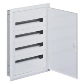   HAGER FW424FT Fém mezős elosztó, 96 modul, 4 sor, 842x622x121mm, teli ajtóval  IP30, süllyesztett, Univers (Hager FW424FT)