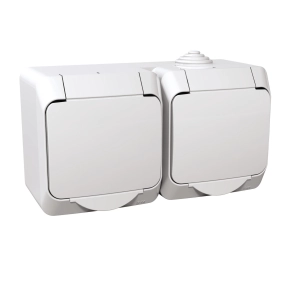 Schneider Electric Cedar Plus - WDE000523 - 2x2P+F csatlakozóaljzat, biztonsági zsaluval, csapófedéllel, IP44, fehér