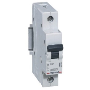 Legrand kismegszakító 1C 32A 6kA TX3 403437 - 403437