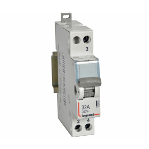   Legrand CX3 moduláris váltókapcsoló 1P 32A középállással - 412902