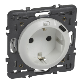   Legrand Céliane 2P+F csatlakozóaljzat + USB-C töltőaljzat 1, 5A-5V-7, 5W, rugós bekötéssel, fehér - 68119