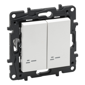   Legrand Niloé Step csillárkapcsoló jelzőfénnyel, 10AX, fehér - 863115