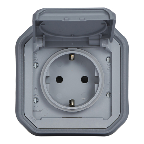   Legrand Plexo 55 süllyesztett 2P+F csatlakozóaljzat csapófedéllel, összeszerelt, rögzítőkörommel és csavaros vezetékbekötéssel, szürke - 069834L