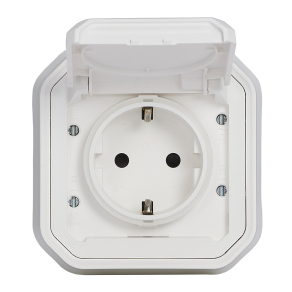   Legrand Plexo 55 süllyesztett 2P+F csatlakozóaljzat csapófedéllel, összeszerelt, rögzítőkörommel és csavaros vezetékbekötéssel, fehér - 069868L