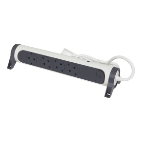   Legrand Premium elosztósor 4x2P+F, Safe Control, 1, 5 m vezetékkel, fehér - 694525