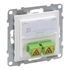 Legrand Suno SC/APC optikai aljzat fehér - 721147