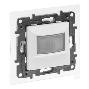   Legrand Niloé Step mozgásérzékelős kapcsoló 3-250 W, 120°, IP44, 2-vezetékes, fehér - 863150A