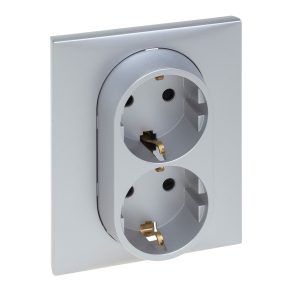   Legrand Niloé Step 2x2P+F csatlakozóaljzat (rugós), biztonsági zsaluval, alumínium - 863322