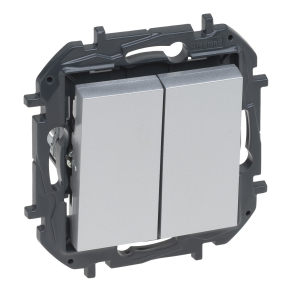 Legrand Niloé Step kettős nyomó, 6A, alumínium - 863312B