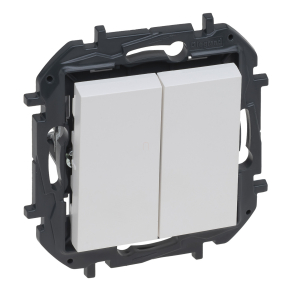   Legrand Niloé Step csillárkapcsoló, 10AX, fehér - 863105B