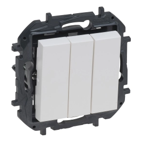   Legrand Niloé Step 3-as egypólusú kapcsoló, 10AX, fehér - 863103B