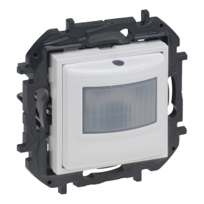   Legrand Niloé Step mozgásérzékelős kapcsoló 3-250 W, 120°, IP44, 2-vezetékes, fehér - 863150B