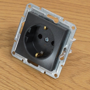   Schneider Electric Asfora - EPH2900271 - 2P+F csatlakozóaljzat, biztonsági zsaluval, csavaros, antracit