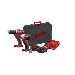   Milwaukee M18 BPP2D-402C M18 erőcsomag 4933447126 Tartalma: 1 x BPD M18 kompakt fúrócsavarozó, 1 x BID M18 kompakt 1/4 hex ütvecsavarozó, 2 x 4.0 Ah akku, intelligens töltő, koffer