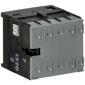   ABB GJL1211009R0011 B6-30-01-P-24AC 4 kW / 8 A AC3, minikontaktor, 3P+1NC, tekercs: 24 V AC, csatlakozás, NYÁK-ba forrasztható