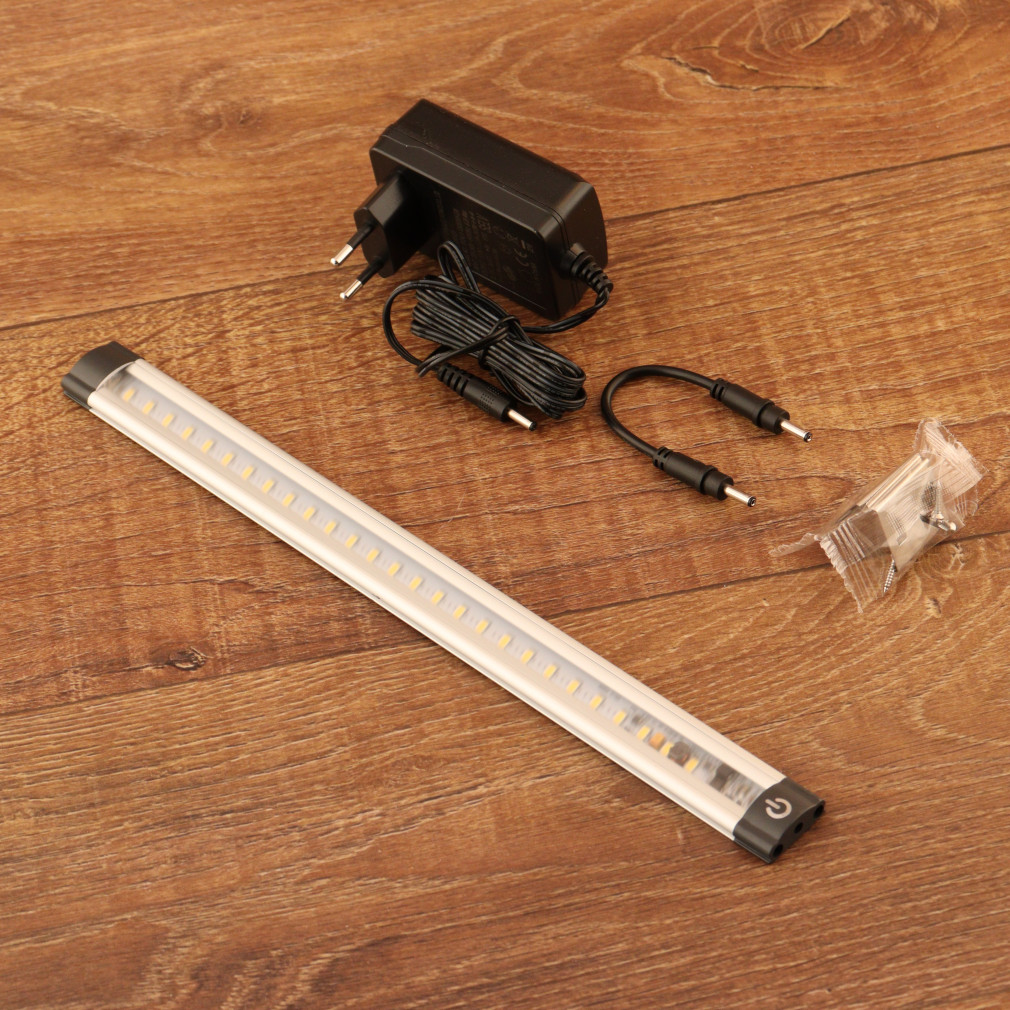 Bontott csomagolású LED pultmegvilágitó TS 3W ezüst színben