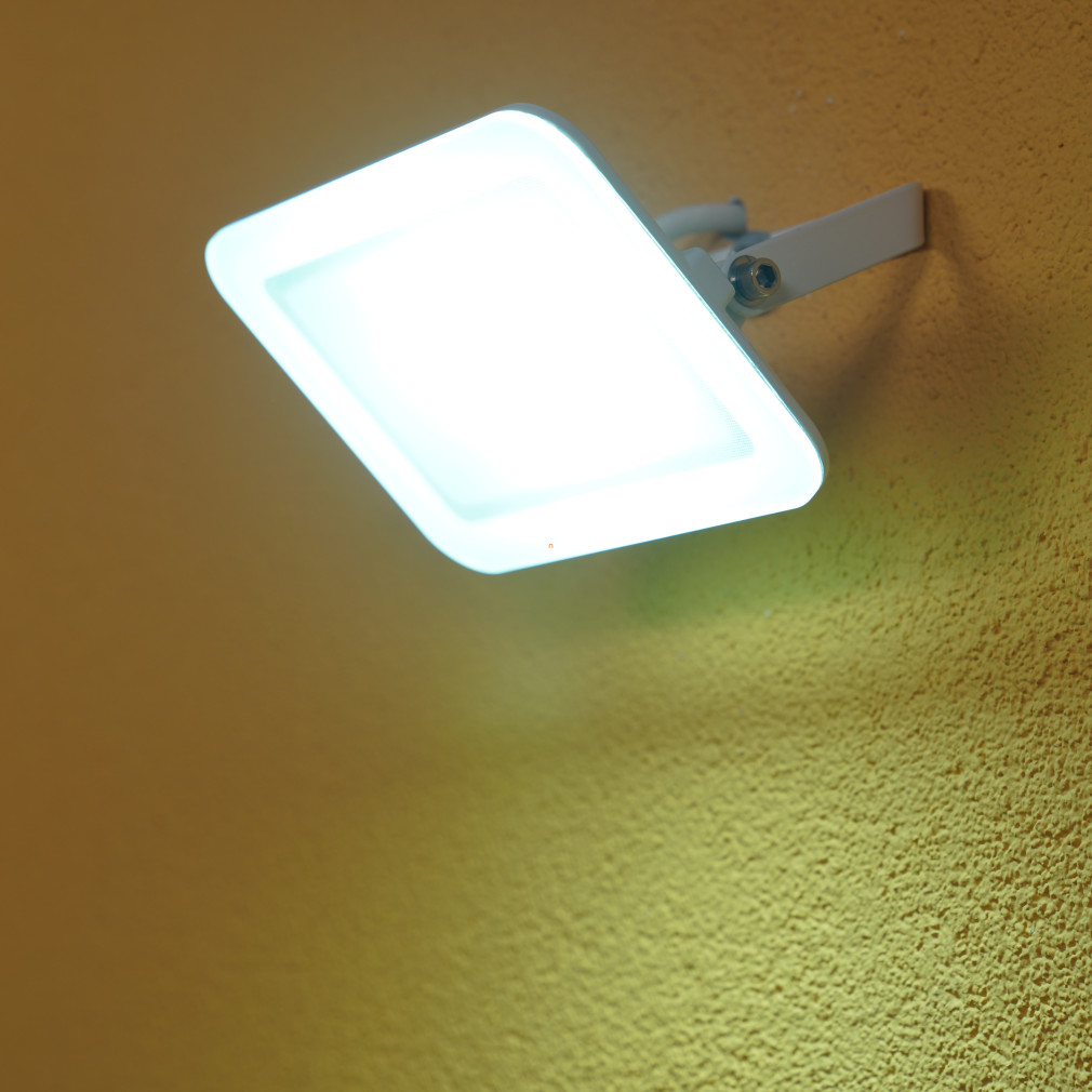 LED reflektor kültérre 20W 1800lm, extra hidegfehér (Mirano)