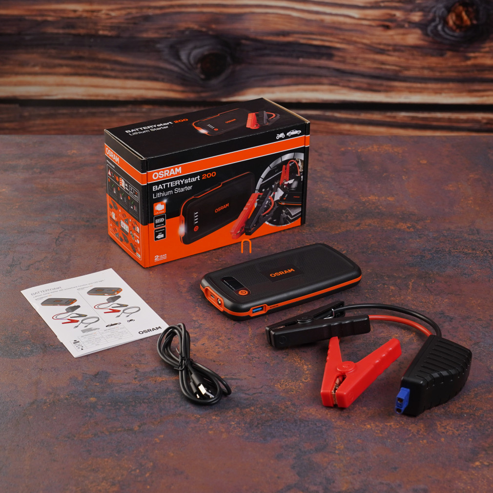Osram Batterystart 200 lítium gyorsindító power bank funkcióval, 12 V rendszerekhez, 3 l-es benzinmotorig, 6000 mAh kapacitással, OBSL200,, 200 Amperes Lithium autó indító akkumulátor