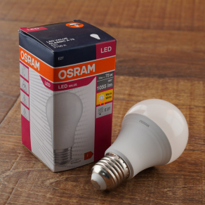   Osram E27 LED Value 10W 1060lm 2700K melegfehér 200° - 75W izzó helyett