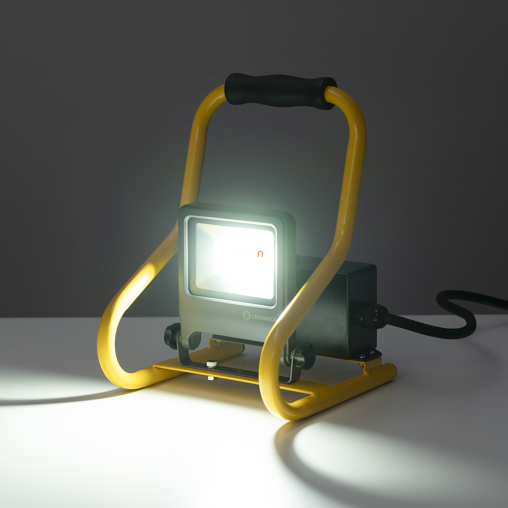 Ledvance kültéri LED reflektor dupla csatlakozóaljzattal, hidegfehér, 20 W (Worklight R-Stand)