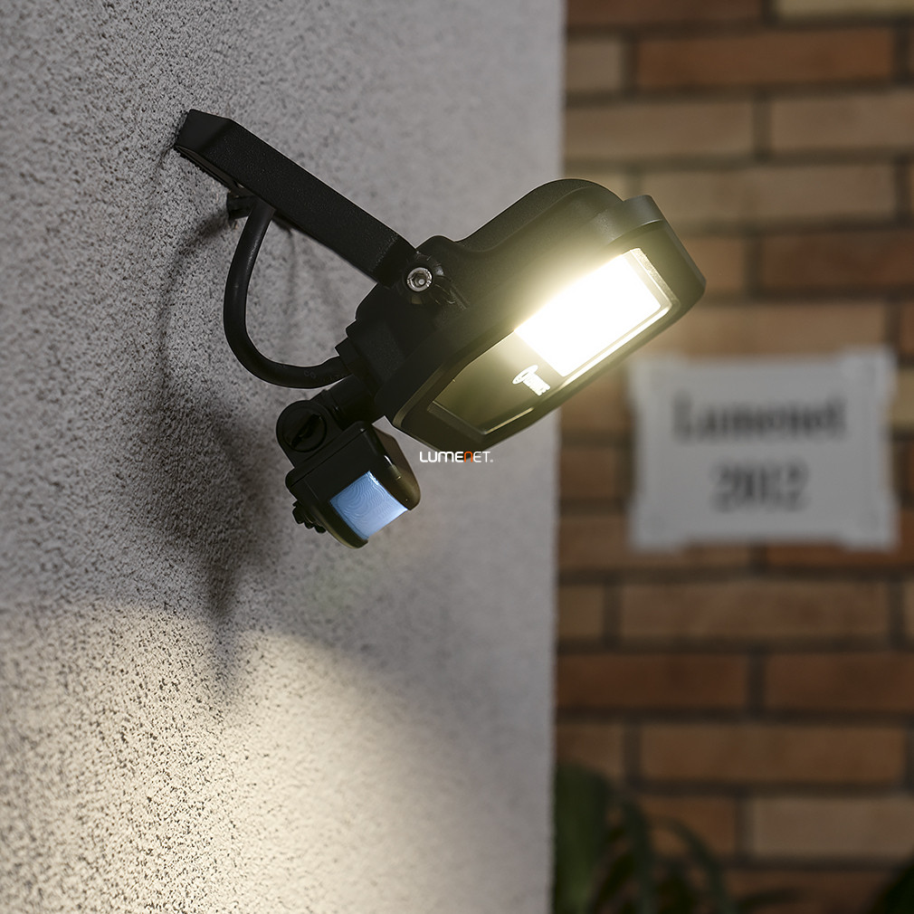 Ledvance LED reflektor mozgásérzékelővel, melegfehér, 20 W, fekete (Floodlight)
