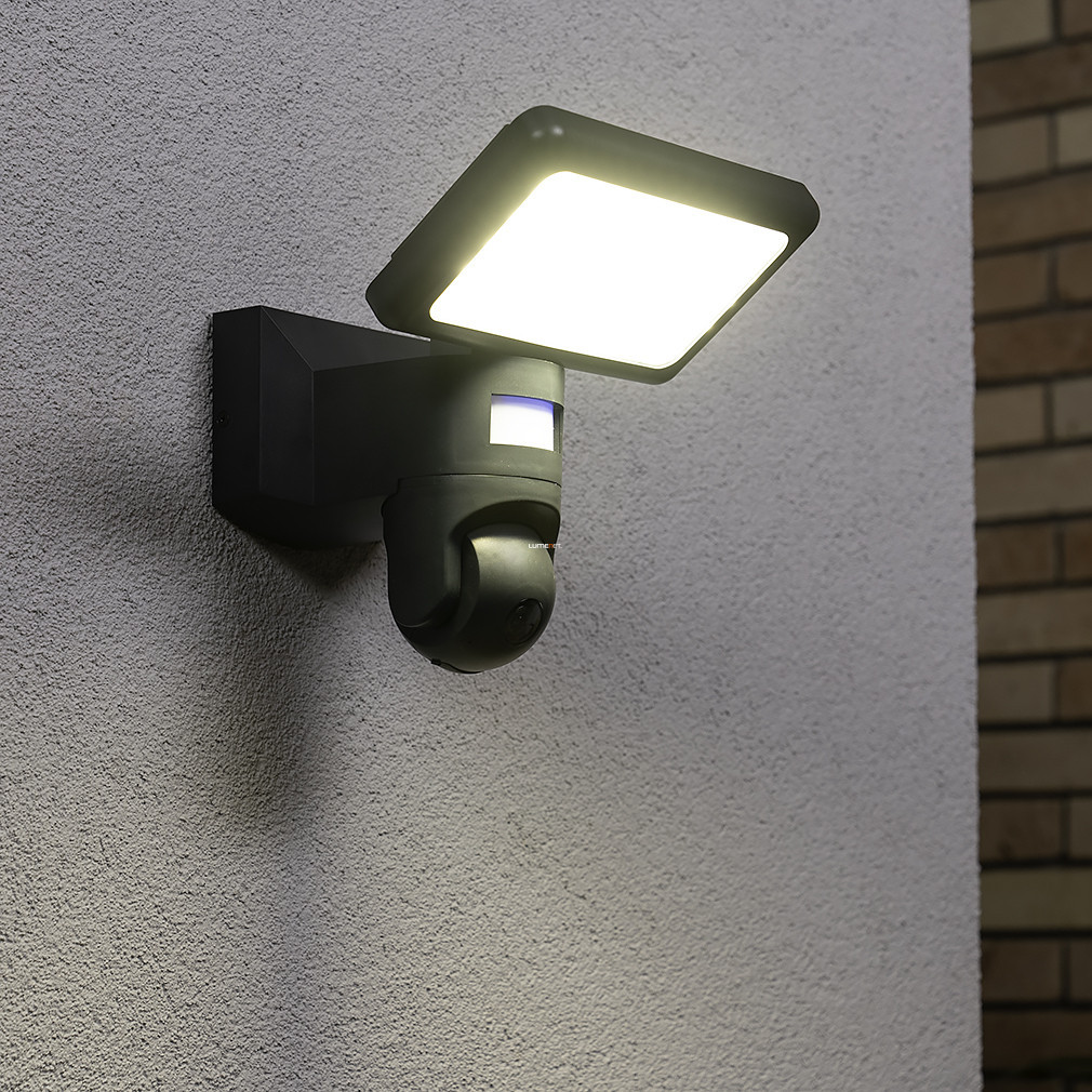 Bontott csomagolású Ledvance Smart+ WIFI kamerás LED reflektor, mozgásérzékelővel, melegfehér, 23 W (Flood Camera Control)