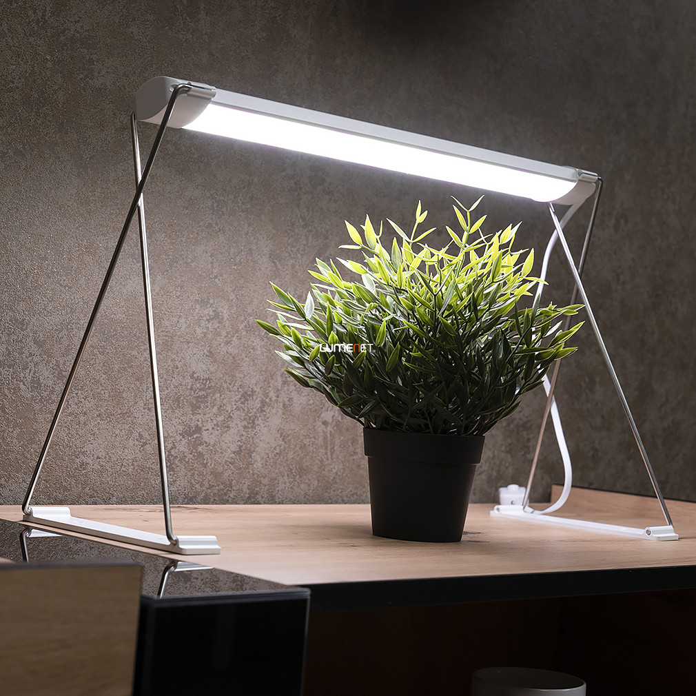 Ledvance növényvilágító LED lámpa automatikus időzítővel, 14 W (Mini Garden)