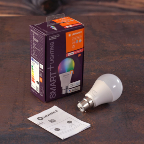   Ledvance Smart+ ZigBee B22d LED, 9 W, RGBW, 806 lm, opál (Classic)