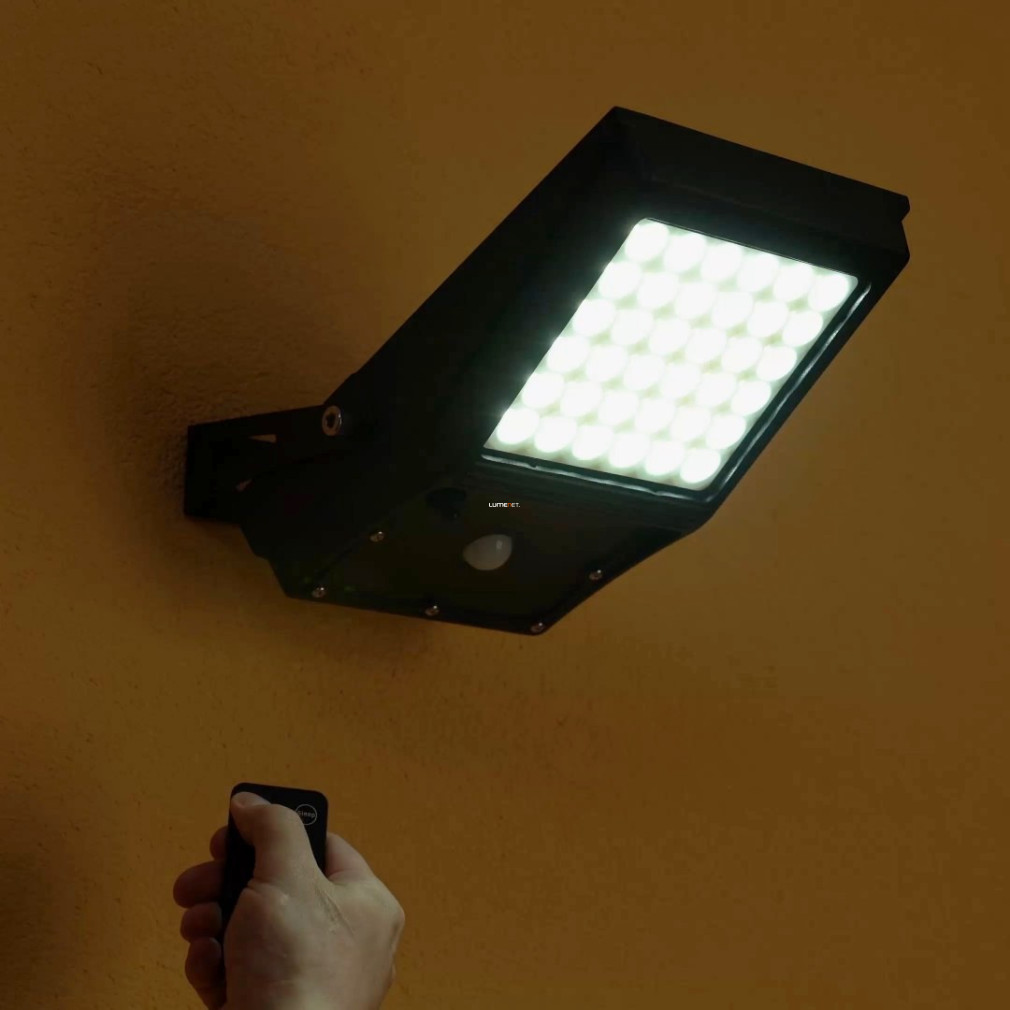 Ledvance Endura Flood kültéri napelemes fali LED lámpa mozgásérzékelővel