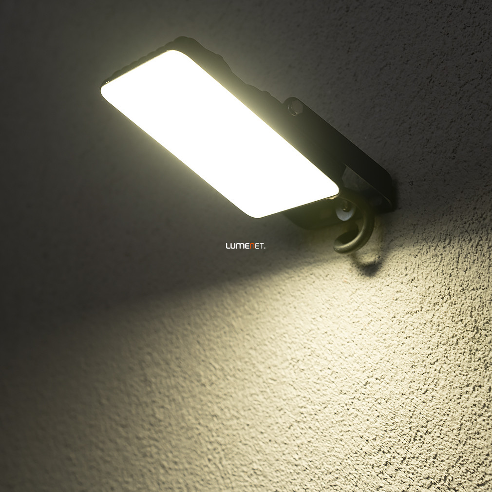 Ledvance LED reflektor, melegfehér, 20 W (Essential Floodlights)