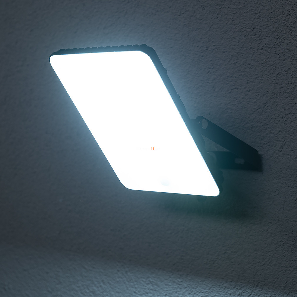 Ledvance LED reflektor mozgásérzékelővel, extra hidegfehér, 50 W (Essential Floodlights)
