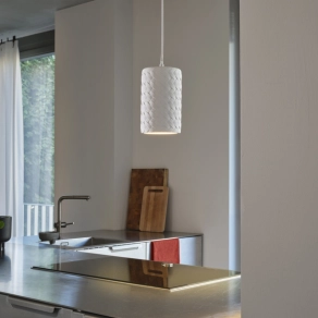   Ledvance Decor Plaster – Elegáns függesztett lámpa gipszből, E27 foglalattal, fehér színben, 140 mm átmérővel, cserélhető fényforrással