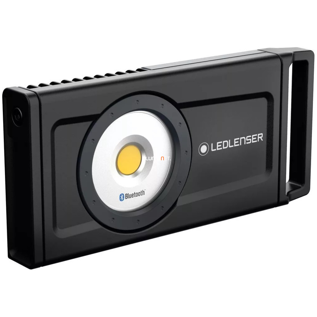 LedLenser tölthető LED fényvető 4500lm
