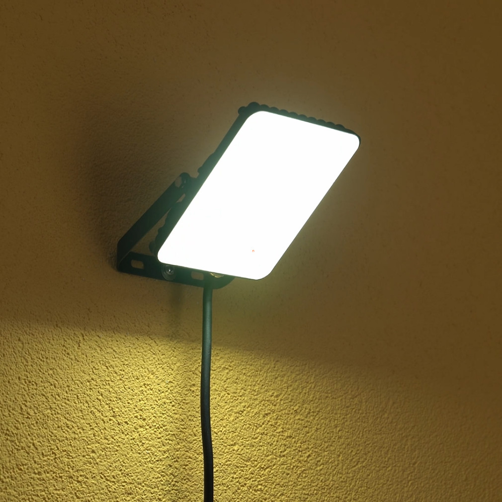 Ledvance LED reflektor, 30 W, hidegfehér (Floodlight Essential)