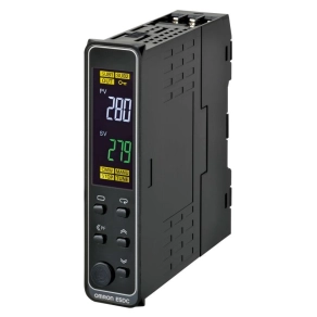   OMRON E5DC-RX2ASM-000 PID hőmérsékletszabályozó, Uni. I/P,1 x Rel. OUT,2 AUX,No cov.,100-240 VAC