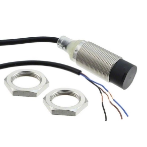 OMRON E2B-M18KN10-WP-B1 2M OMI közelítés kapcsoló
