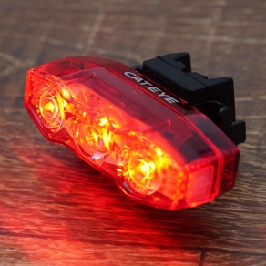   Cateye ViZ450N kerékpár hátsó lámpa 4 funkció/3LED USB-C töltés TLLD820NR