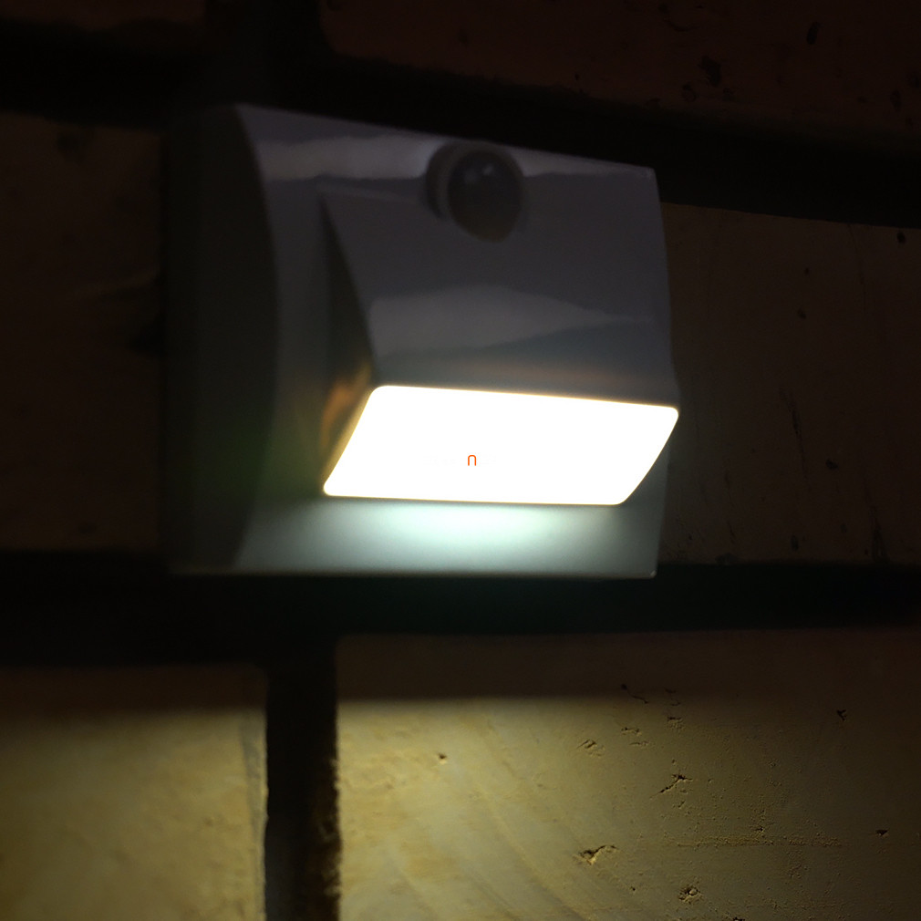 Kültéri fali LED lámpa, hidegfehér, elemmel (Gizmo Stair Sense)