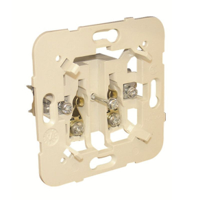   21121 Egyfázisú földeletlen csatlakozóaljzat 16A (250V), Elko Ep