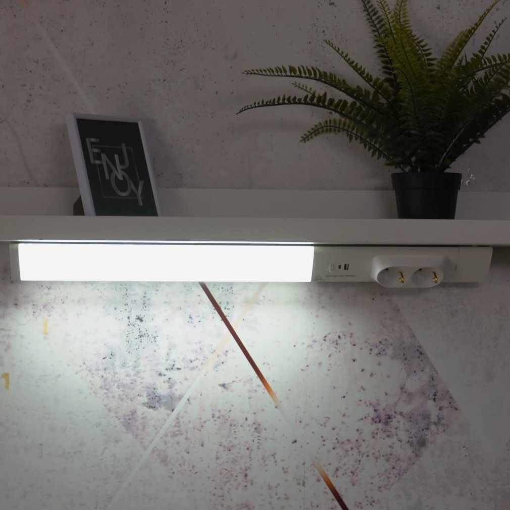 Konyhai pultvilágító LED lámpa két dugaljjal (Bilal)