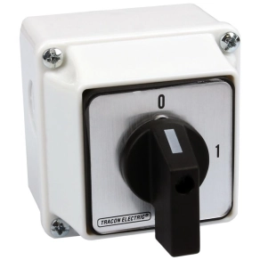   Tracon tokozott kézikapcsoló, BE-KI 400V, 32A, 4P, 11kW, 64×64mm, 90fok IP65 - TK-329/4T65