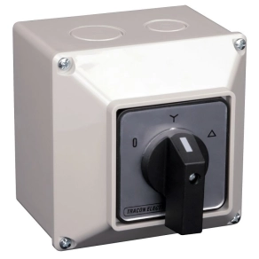   Tokozott közvetlen Y-D motorkapcsoló 400V, 50Hz, 32A, 11kW, 64×64mm TKM-32/CT65 Tracon