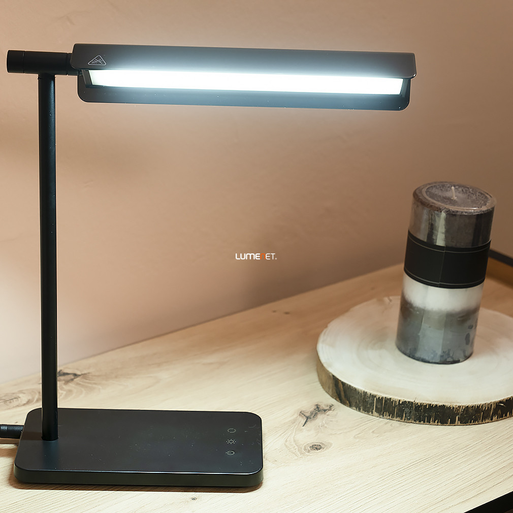 Kapcsolóval szabályozható íróasztali LED lámpa (Horus)