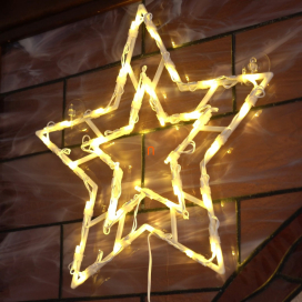   Csillag ablakdísz, 35 db melegfehér LED, 2 tapadókorong, fehér tápkábel, 33 x 28 cm